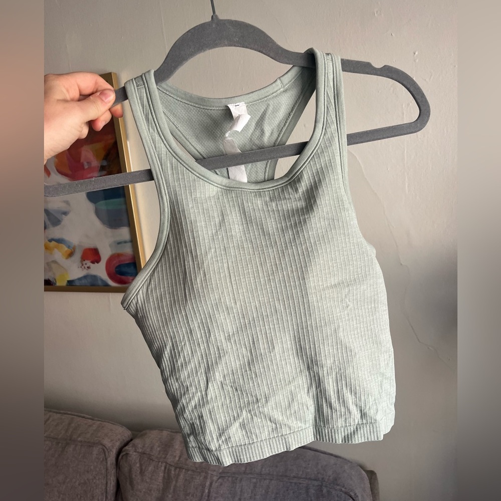 Lululemon Ebb To Street Crop Tank Light green size 8